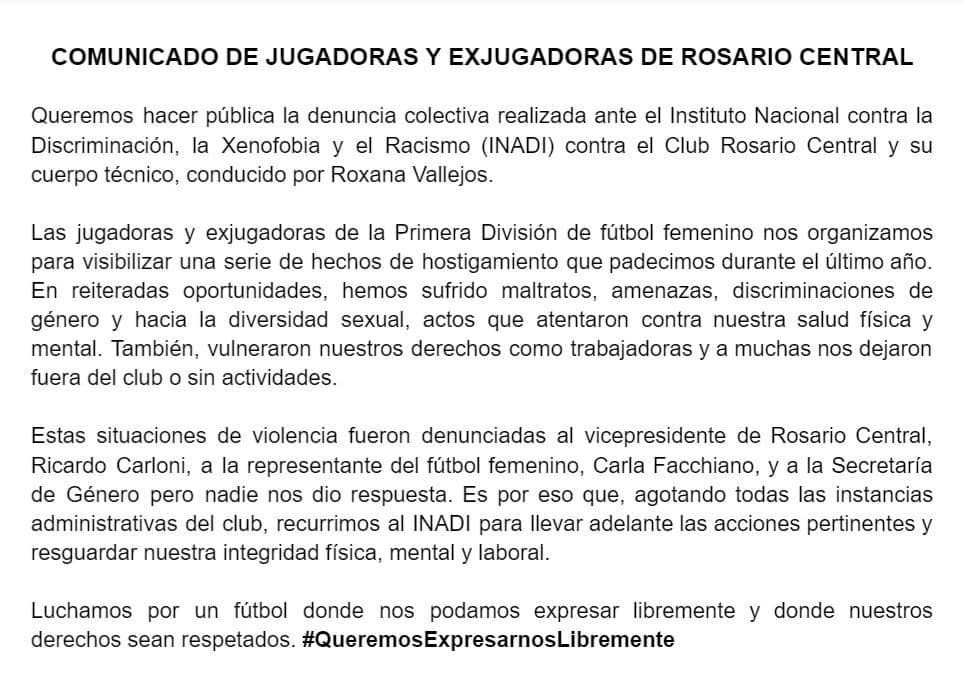 La expulsión de Maira Sánchez por besar a una compañera: una cadena de violencias en el fútbol femenino