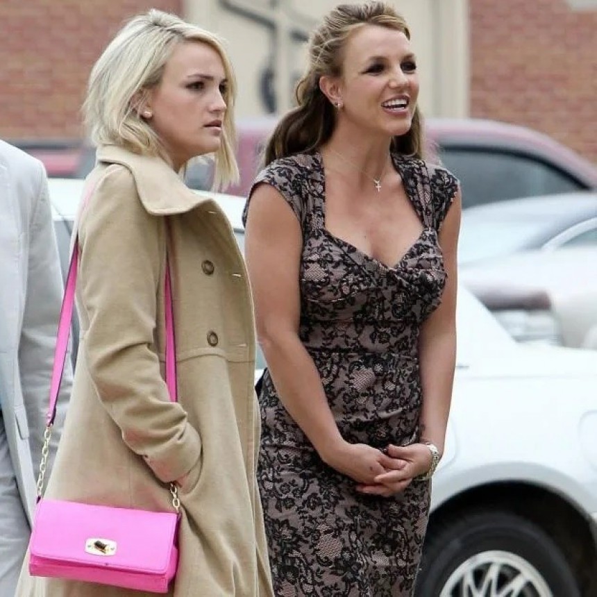 Britney Spears reacciona con enfado a la entrevista de su hermana: 'Está vendiendo libros a mi costa'