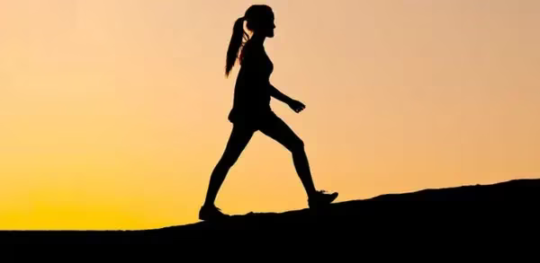 Número de pasos que debes dar a diario para adelgazar y estar saludable, según la OMS
