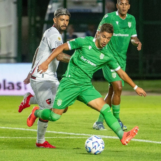 BANFIELD GOLEO A NOB 3-0 Y SOSO YA ES MIRADO Y PIDIO REFUERZOS URGENTES 