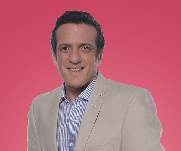 MAURO SZETA RENUNCIO A TELEFE PARA IRSE A AMERICA CON SERGIO LAPEGUE