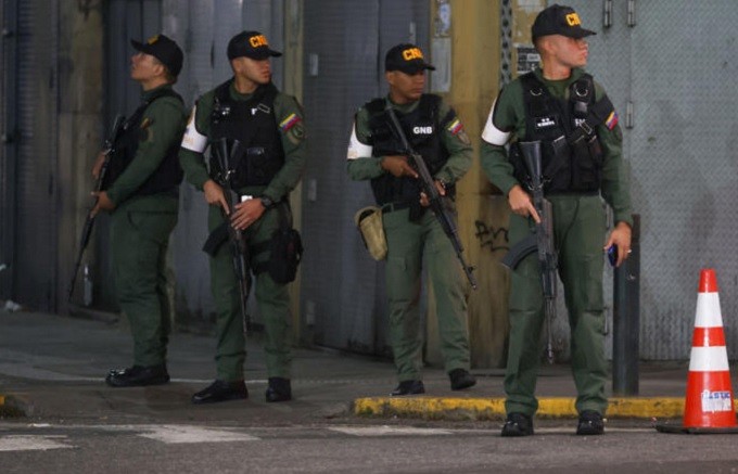 Los militares venezolanos, la fuente de poder del chavismo que no frenó la captura de Maduro