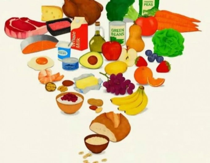 El presidente Trump invierte la pirámide nutricional y aconseja a la humanidad vivir como atletas