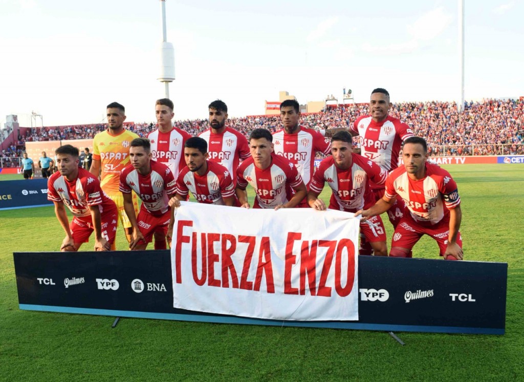 Reconócete en las tribunas de Unión en el 15 de abril tras la victoria 1-0 ante Atlético Tucumán