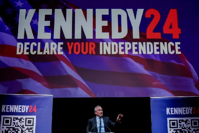 Cómo la oveja negra de los Kennedy puede hacer saltar por los aires las elecciones en EEUU