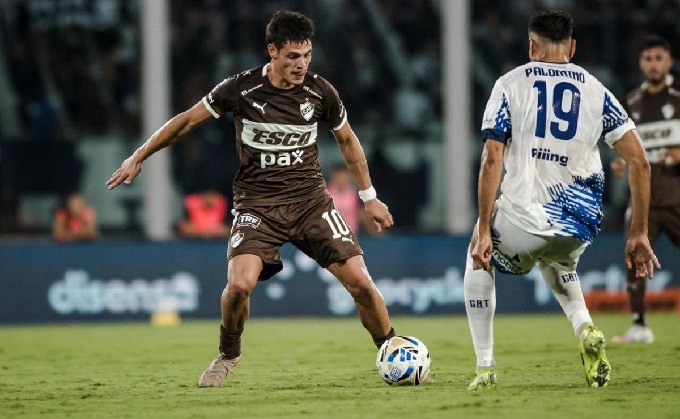 PLATENSE SE LLEVO UN TRIUNFAZO DE CÓRDOBA ANTE TALLERES 