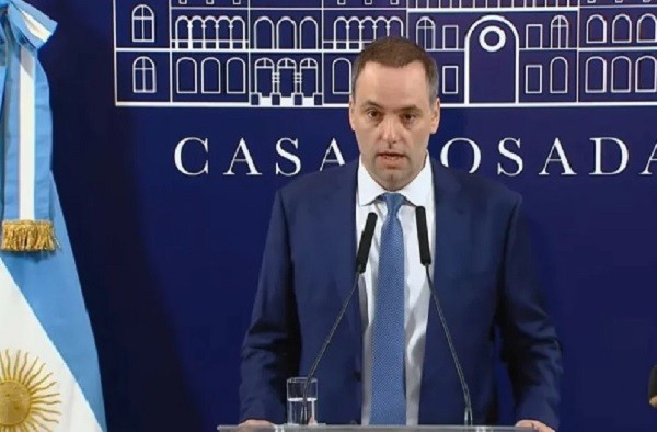 TV Pública: Manuel Adorni anunció que se le cambiará el nombre al canal y lamentó que no se puede privatizar