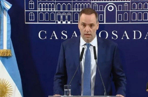 TV Pública: Manuel Adorni anunció que se le cambiará el nombre al canal y lamentó que no se puede privatizar