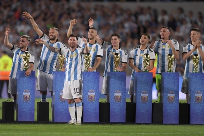 Argentina le sumó a la fiesta del Mundial un triunfo sobre Panamá y el gol 800 de Messi
