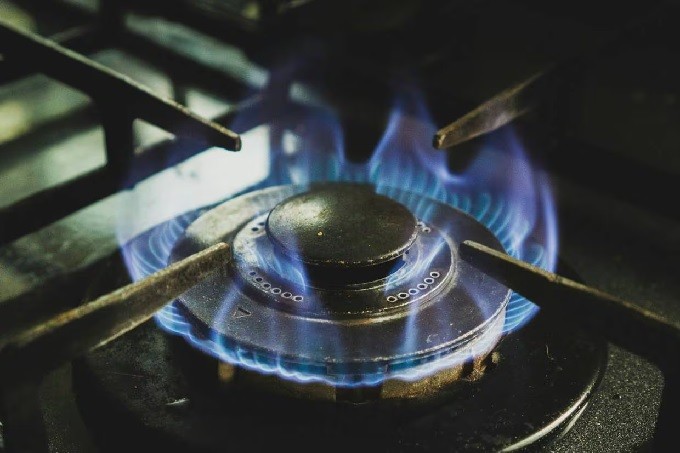Estudio revela que las cocinas de gas son más nocivas que el humo de un auto