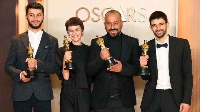 La política exterior de EE.UU. bloquea la solución, de los directores del documental palestino-israelí que ganó el Oscar