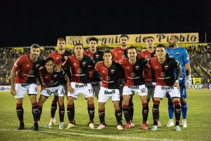 CLUB ATLETICO COLÓN PERDIO LA PUNTA, EL INVICTO Y EL ENCUENTRO 2-0 ANTE ALMIRANTE BROWN