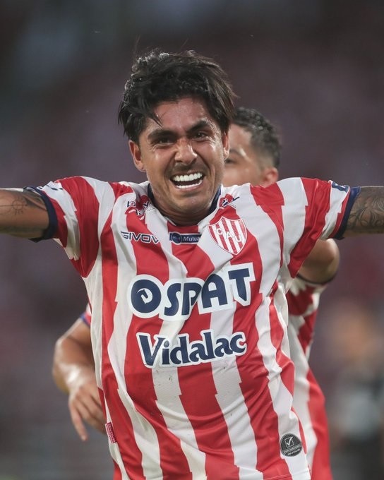 UNIÓN SE ACOMODO CON ESTE TRIUNFO 2-1 ANTE INSTITUTO EN CÓRDOBA 