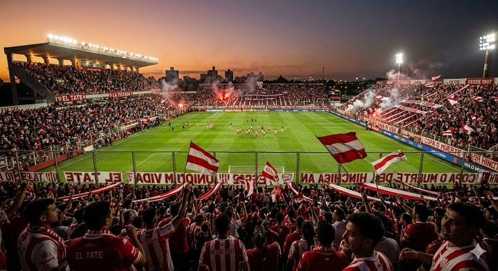 ESE SENTIMIENTO LLAMADO UNI&Oacute;N DE SANTA FE, OBLIGADO A CLASIFICAR A LAS COPAS 