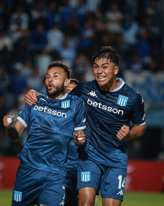 RACING Y UNA GOLEADA DE VISITANTE PARA HUNDIR A ATLETICO TUCUMAN POR 3-0 