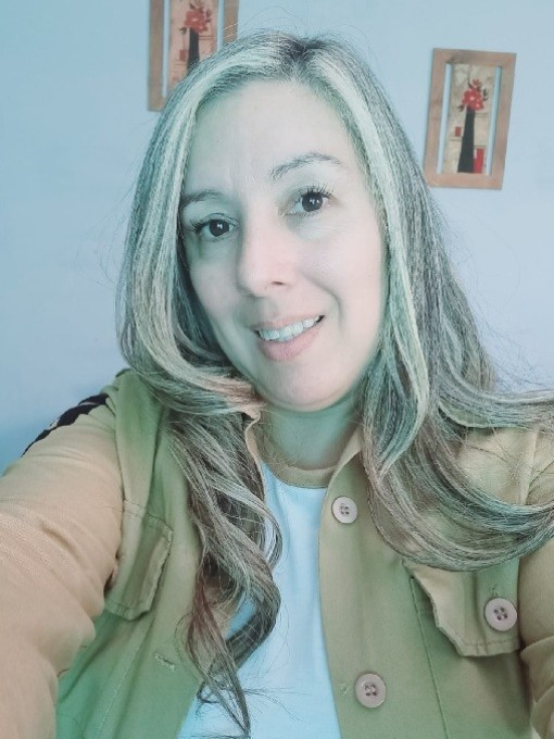 ANALIA VARELA: DOCENTE, ANALIZA LA LUCHA SILENCIOSA Y EL DESTRATO DE PULLARO 