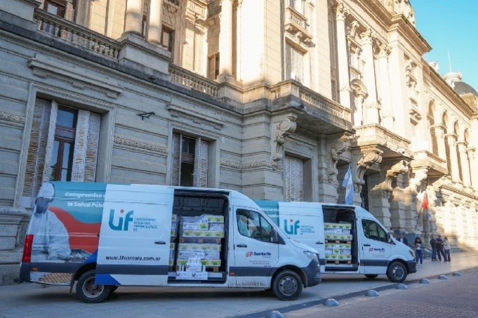 Santa Fe envi&oacute; a Tucum&aacute;n 40 mil repelentes de produccion propia 