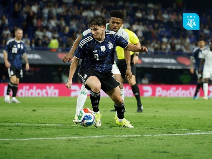 ARGENTINA: UNA VICTORIA CON SABOR A POCO Y MUCHAS DUDAS POR DESPEJAR