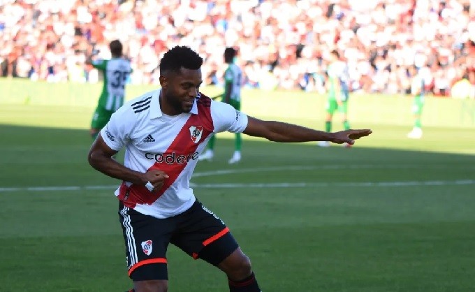 River sufre: Miguel Borja se lesionó y no jugará en el cierre de la etapa de grupos de la Copa de la Liga