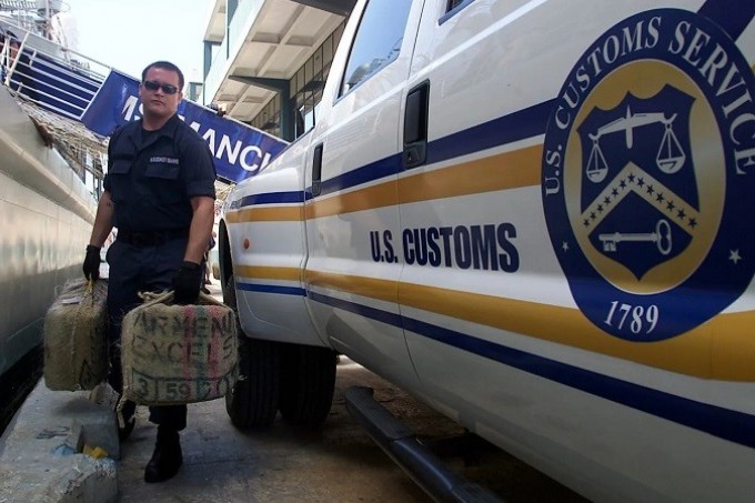 Agentes federales incautan 230 kilos de cocaína y arrestan a 2 dominicanos en Puerto Rico