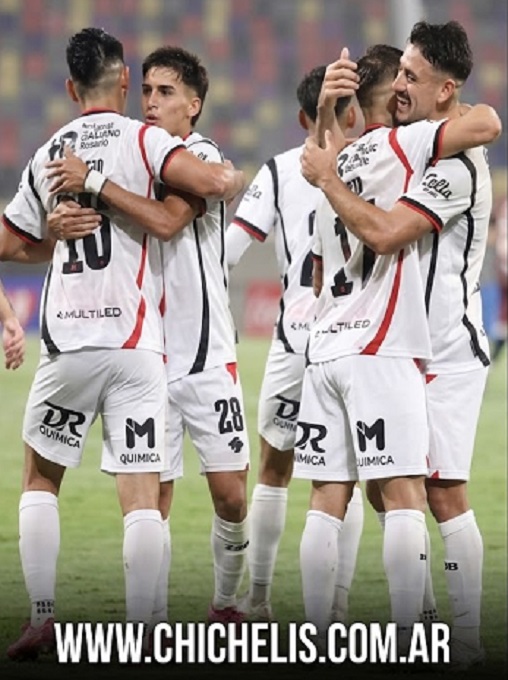 NEWELL&rsquo;S RESPIR&Oacute; EN SANTIAGO: TRIUNFAZO 3-1 ANTE CENTRAL C&Oacute;RDOBA