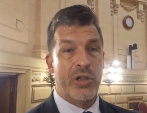 CRISIS EN EL BANCO SANTA FE Y DESPIDOS EN EL SECTOR LACTEO 