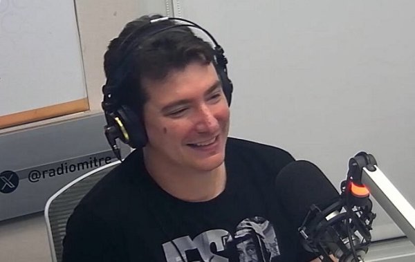 ARIEL TARICO: EL HUMORISTA QUE TRASPASA AL PERSONAJE EN EXCLUSIVA CON GUSTAVO LIS 