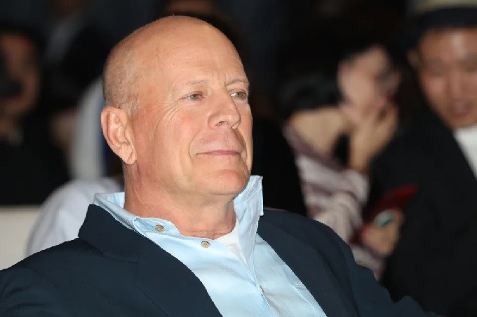 Bruce Willis arrasa en Netflix pero la revelación amarga de su película destroza a cualquiera