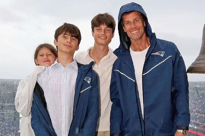 A Tom Brady no le gustó cómo su asado de Netflix afectó a sus hijos.