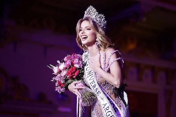 Aldana Masset, la ex cantante de Agapornis que fue elegida Miss Universo Argentina 2025