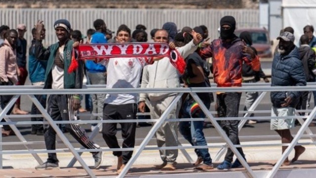 El Gobierno de España regularizará por decreto a todos los ilegales llegados antes del 31 de diciembre de 2024