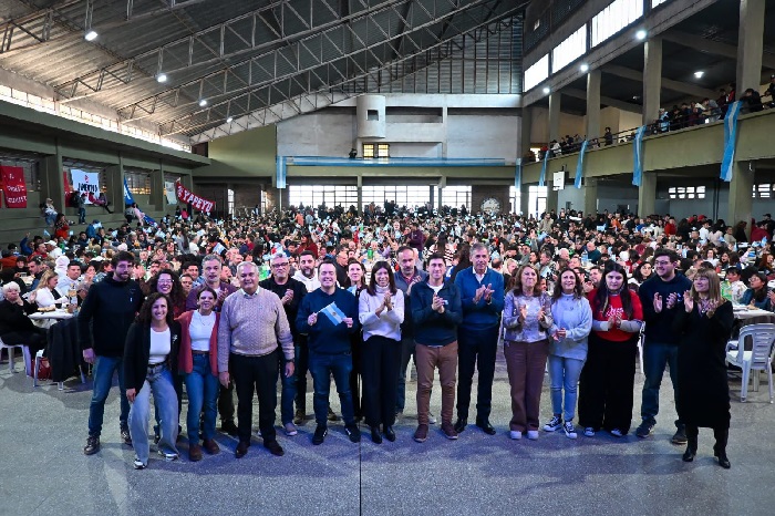 UNIDAD Y PROTAGONISMO: DEL SOCIALISMO SANTAFESINO ESTE 25 DE MAYO