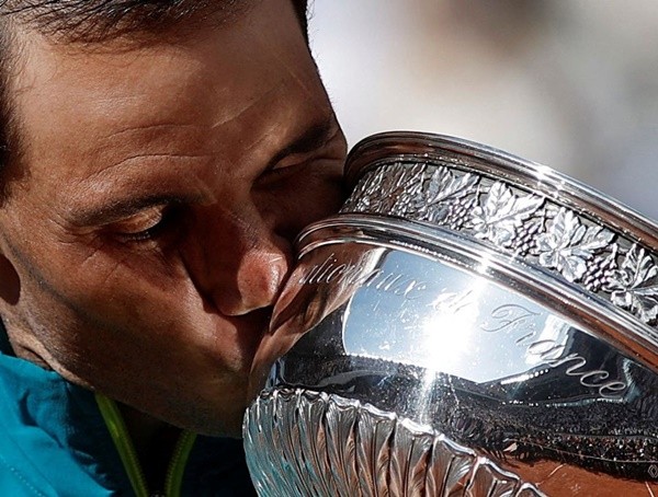 Tenis-Reacción a Rafa Nadal ganando 22º título de Grand Slam en el Abierto de Francia