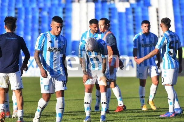RACING ES UN DESASTRE SUMO UNA NUEVA DERROTA, Y GAGO SE COMPLICA