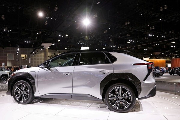 Exclusivo: después de la presión del jefe de Toyota, Japón enfatizó el apoyo a los híbridos