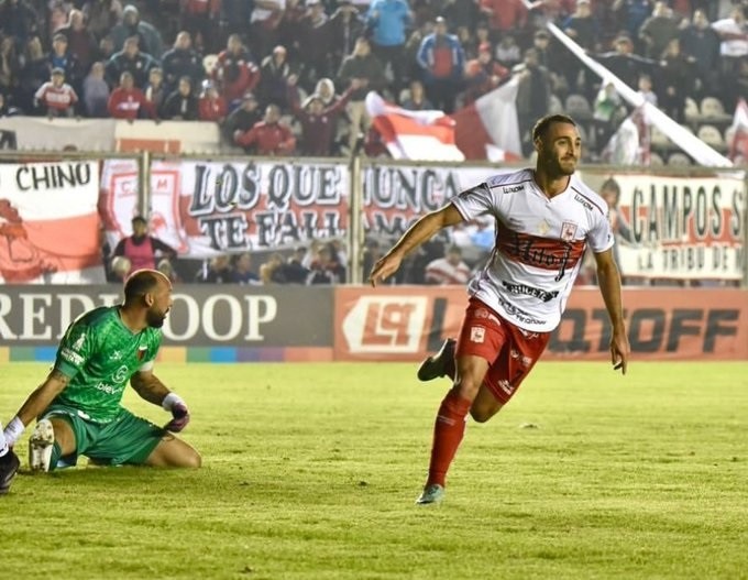 CLUB ATLETICO COLÓN EL EQUIPO NO LEVANTA, PERDIO 1-0 CON MORON. SE HUNDE YA NI SIQUIERA PARA CLASIFICAR AL OCTOGONAL