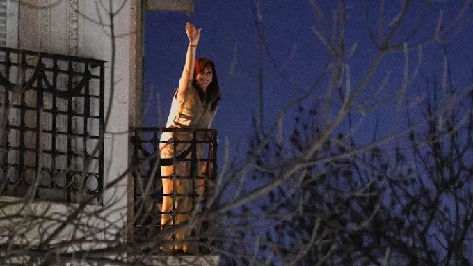Cristina Fernández ya cumple condena en su domicilio de Buenos Aires