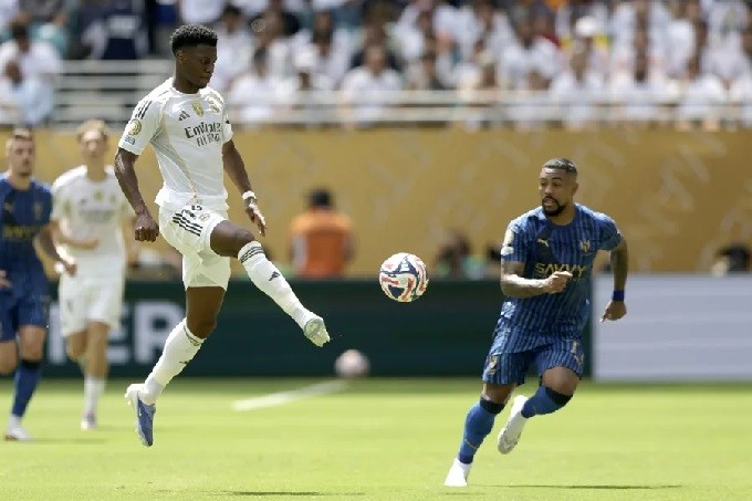 MUNDIAL CLUBES REAL MADRID FALLO EN SU DEBUT Y SOLO EMPATO 1-1 CON AL HILAL EN EL ESTADIO HARD ROCK DE MIAMI 