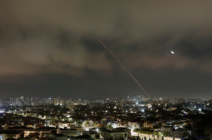 ISRAEL E IRAN LA GUERRA NO PARA, Y HAY PELIGRO EN TODO MOMENTO 