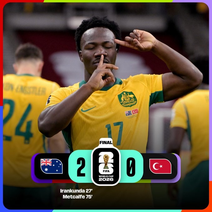 Batacazo de Australia en el debut para prender fuego un grupo que tiene a Estados Unidos en la cima