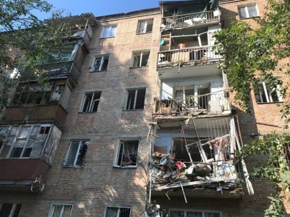 Explosiones sacuden Mykolaiv de Ucrania después de que misiles matan a 21 cerca de Odesa