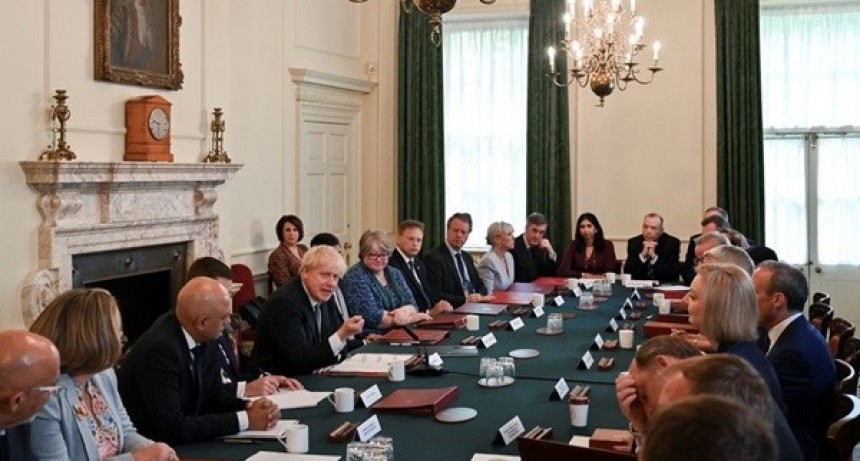 Boris Johnson del Reino Unido al borde de la renuncia de los ministros