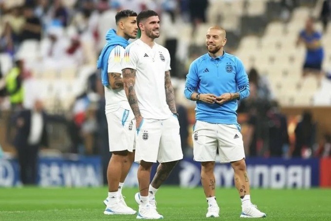 Leandro Paredes habló por primera vez sobre qué pasó con el Papu Gómez en la selección argentina y fue tajante