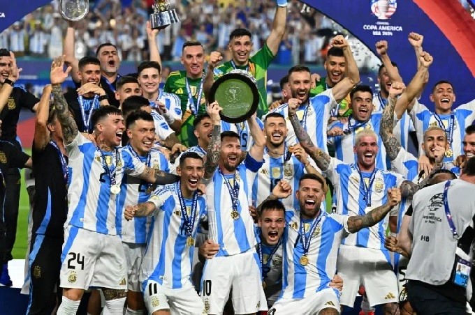 Argentina logra el bicampeonato de Copa América y completa la triple corona