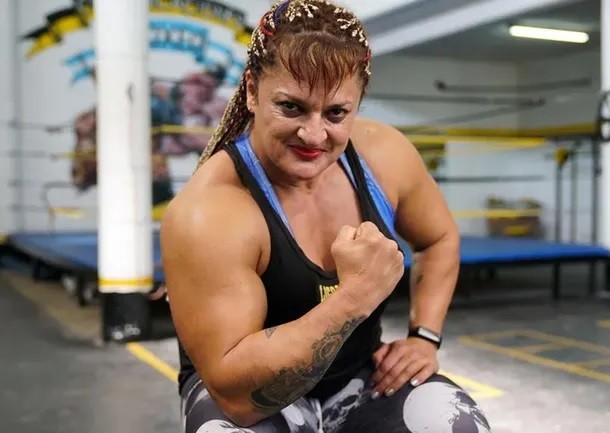 ALEJANDRA LOCOMOTORA OLIVERAS SIGUE COMPLICADA SU SALUD 