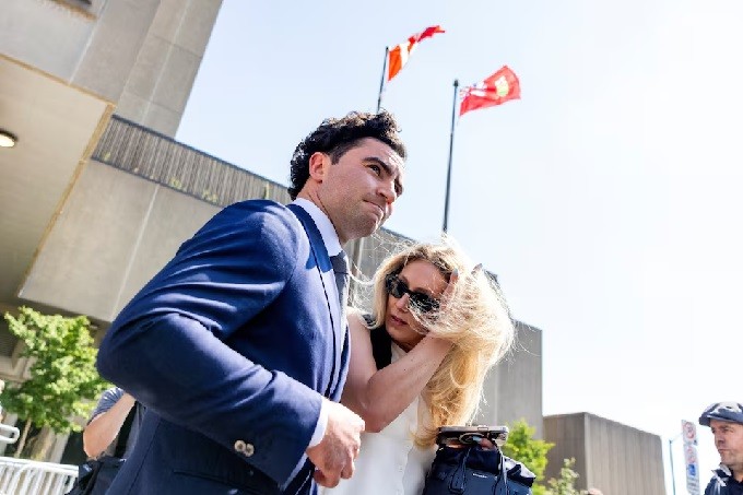 Cinco exjugadores de Hockey Canada declarados inocentes en juicio por agresión sexual