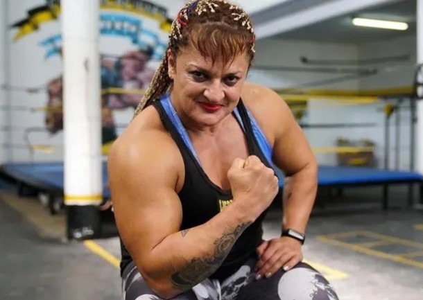 ALEJANDRA LOCOMOTORA OLIVERAS SIGUE COMPLICADA SU SALUD 