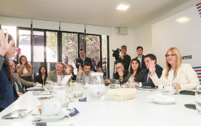 Convención Reformadora: fue rechazado el pedido de impugnacion para Alejandra Oliveras por amplia mayoria