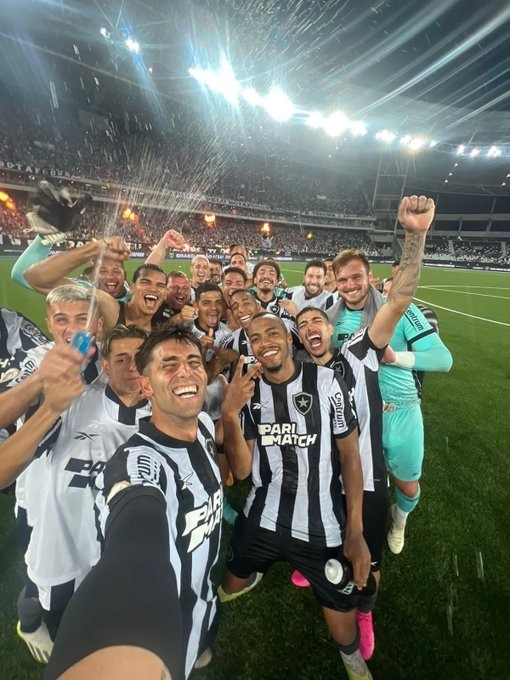 Con Di Plácido y Cuesta como titulares, Botafogo vence al Inter de Coudet