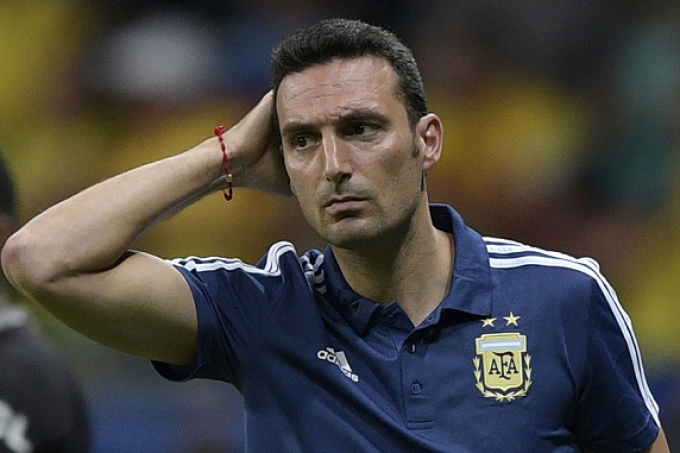 Scaloni demora la publicación de la lista de Eliminatorias por algunos tocados